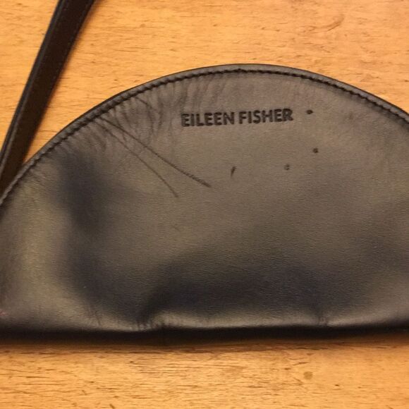 Eileen Fisher Black Leather Half Moon Pouch Cosmetics Case wristlet - Picture 3 of 16